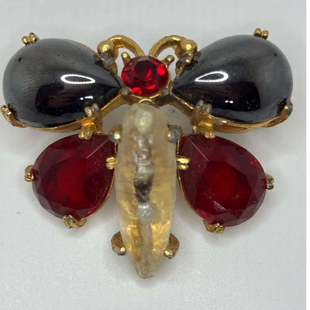 Vintage Benedikt NY Butterfly Brooch Red Black Gold Tone Glass Cabochon‎ Pin